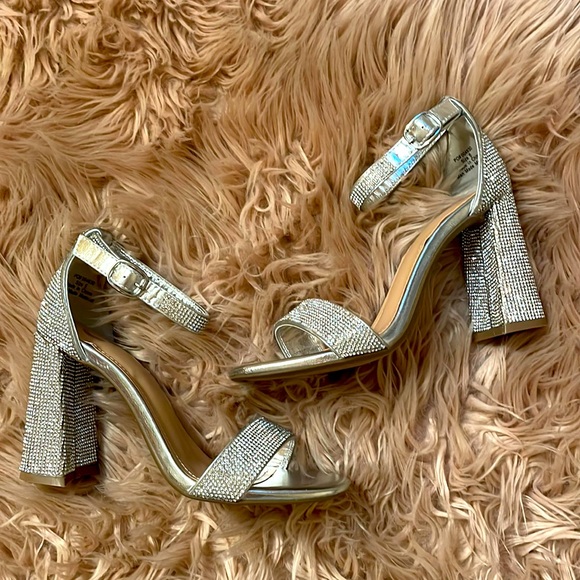 Journee Collection Shoes - Heels Sparkles Rhinestones Size 6 Journee Collection